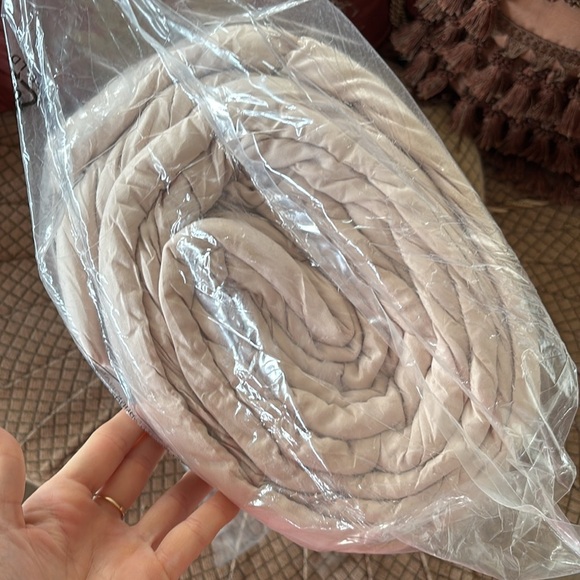 Brand New Bedsure GentleSoft Down Alternative Comforter Queen Beige - Picture 7 of 14